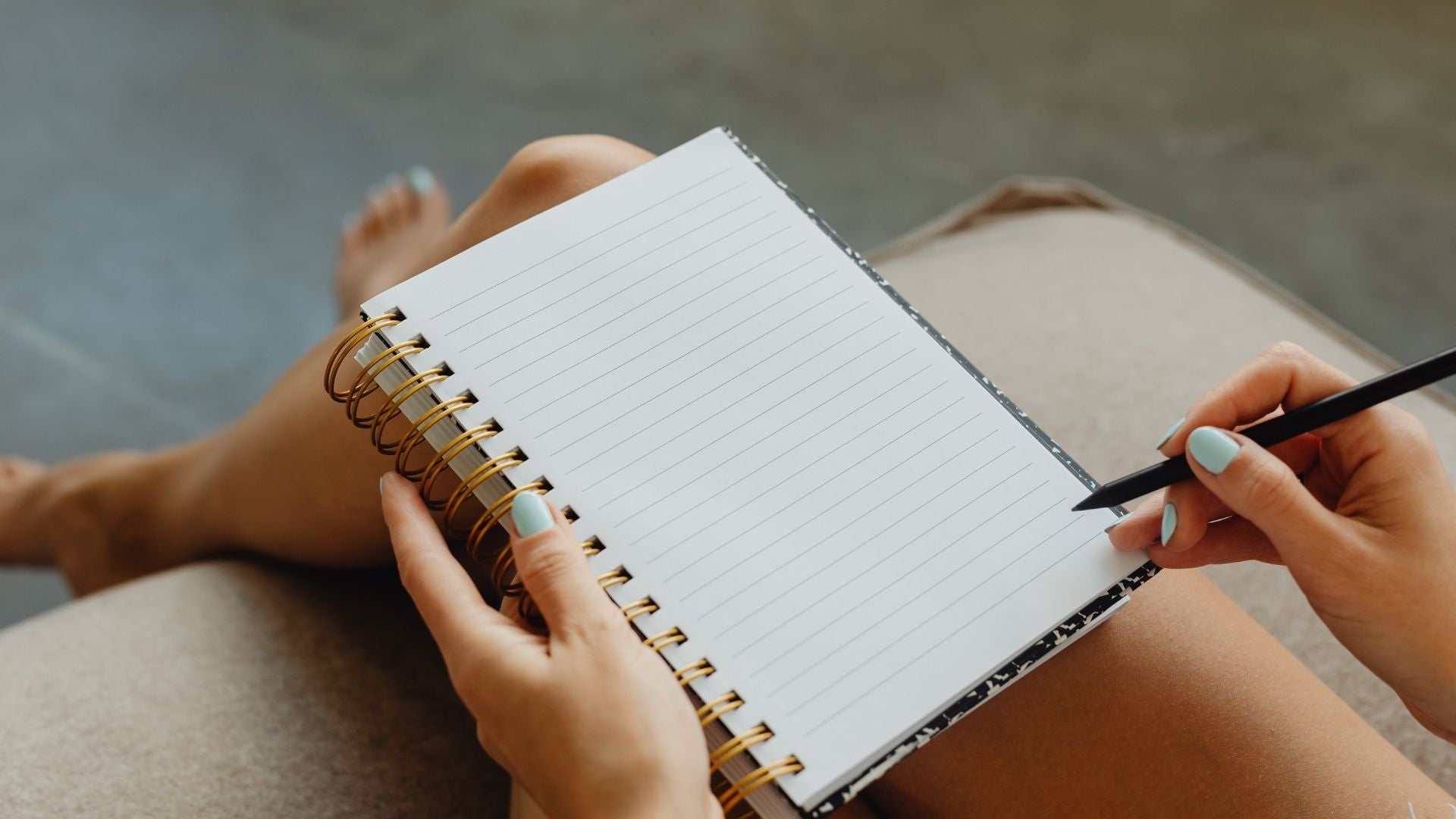 Itch Diary and Trigger Tracker: How to Identify and Control Scalp Flare-Ups