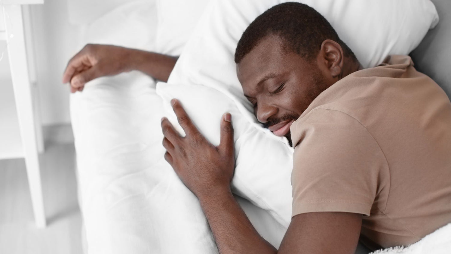 Lifestyle Baselines for Sensitive Scalp Comfort: Tracking Stress, Sleep, Sweat, and Diet