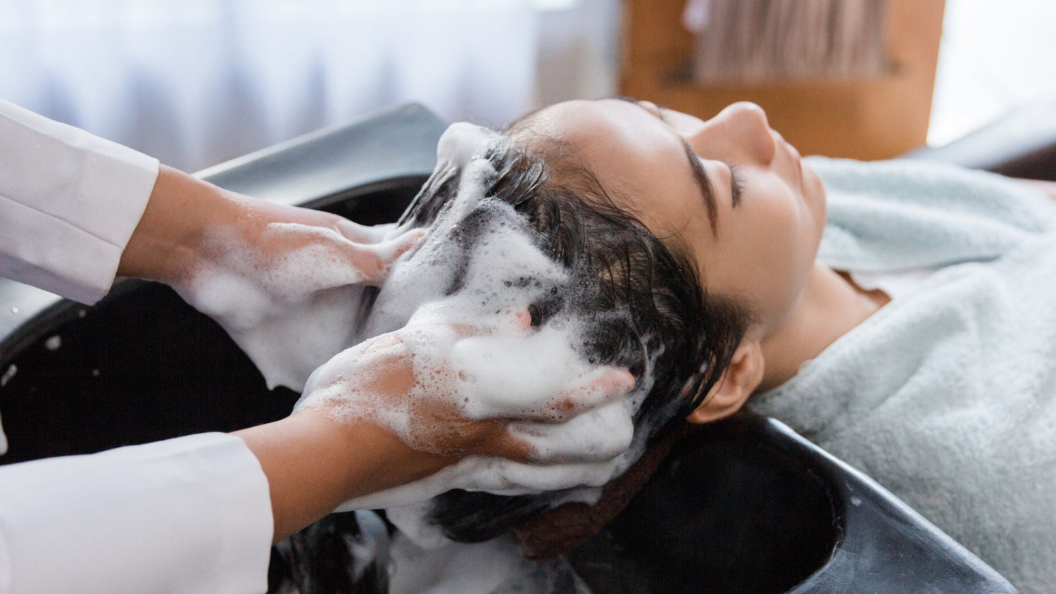 Clarifying Surfactants and Chelating Agents: How They Cleanse Scalp Buildup Differently