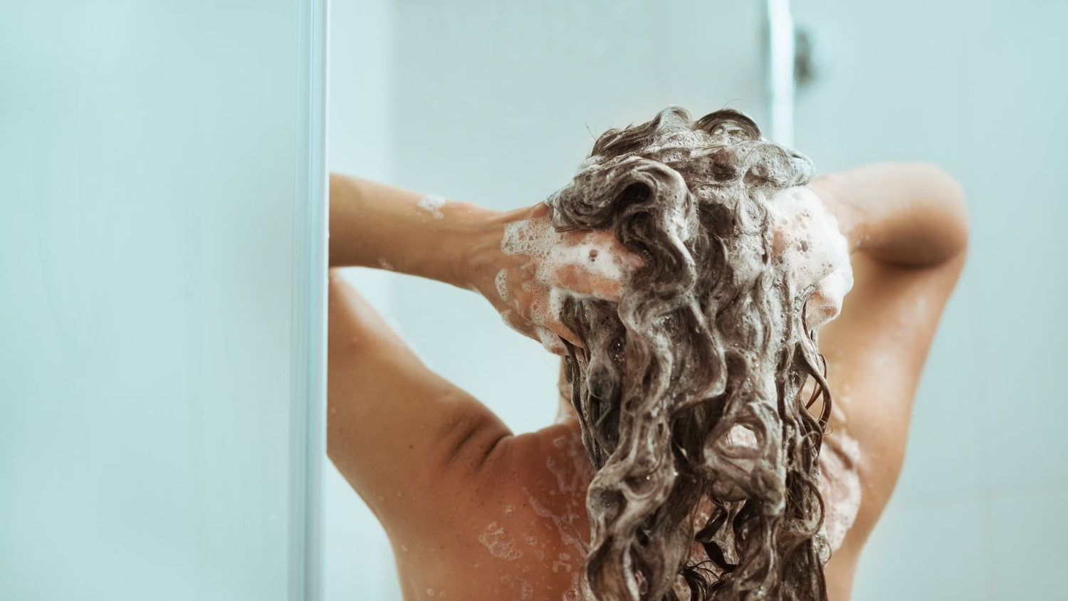 Methylisothiazolinone Guide: Scalp Sensitivity, Regulations, and Safer Moves